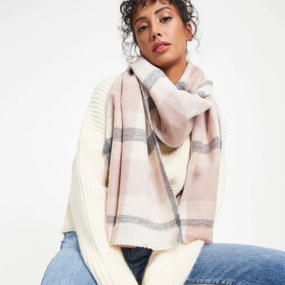 VICI Slush Plaid Blanket Scarf Pink Cream